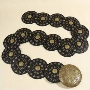 NEW FAME ACCESSORIES women's western disc concho belt in black